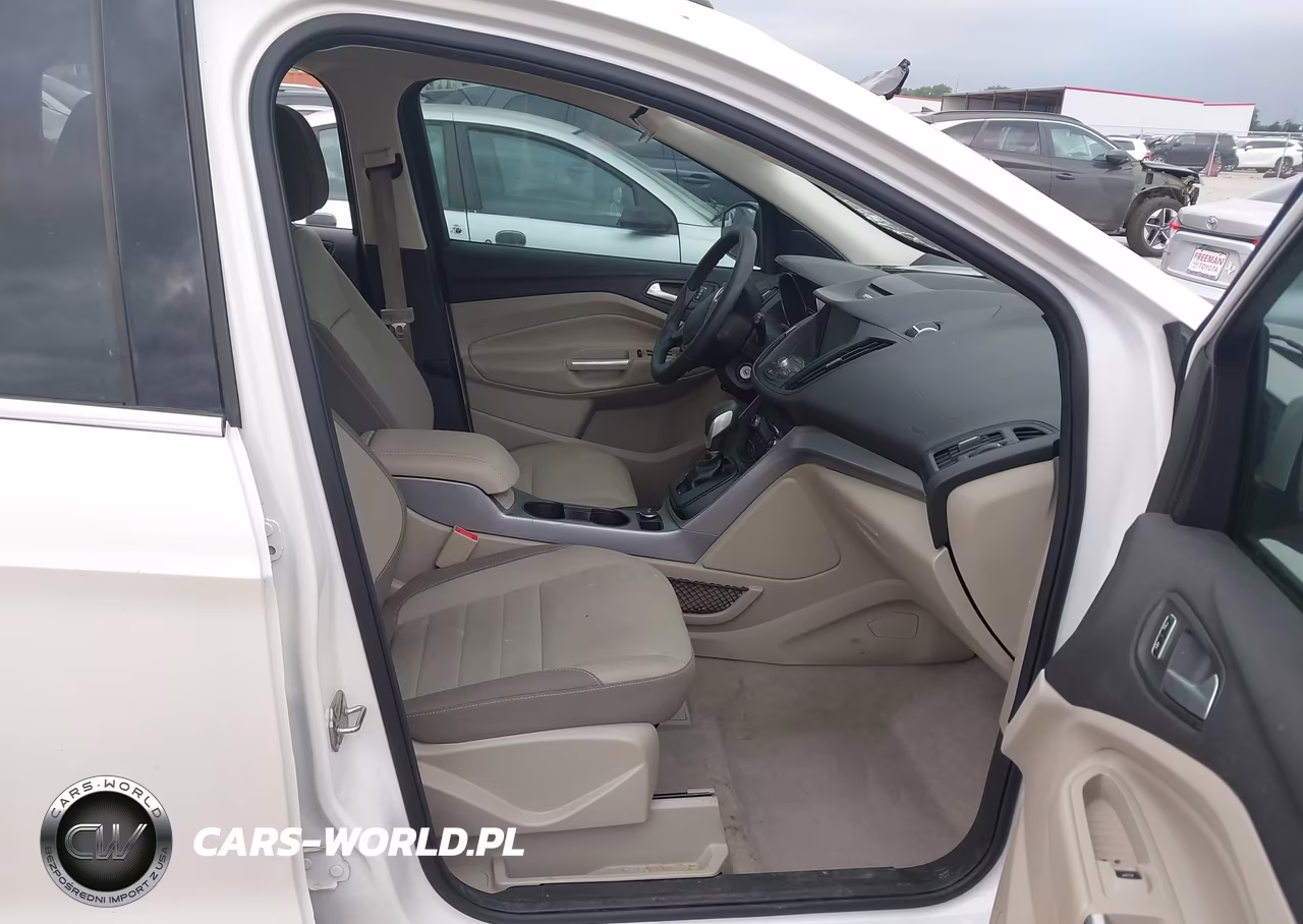2015 Ford Escape Se VIN:1FMCU0GXXFUA42189 - 5