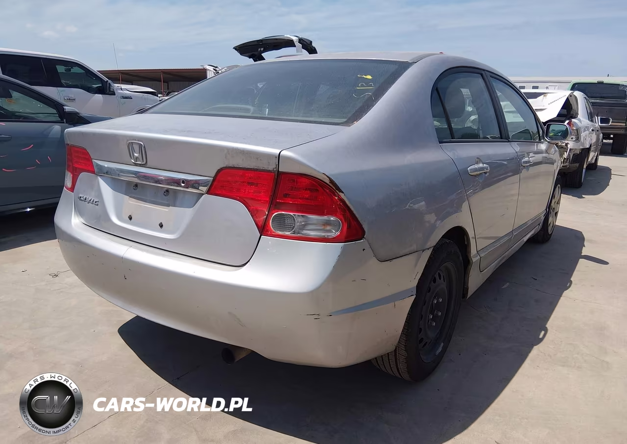 2010 Honda Civic Lx VIN:19XFA1F57AE036504 - 4