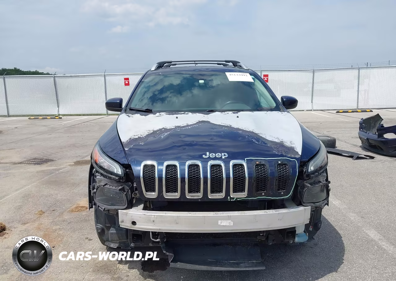2015 Jeep Cherokee Latitude VIN:1C4PJMCS3FW541436 - 13