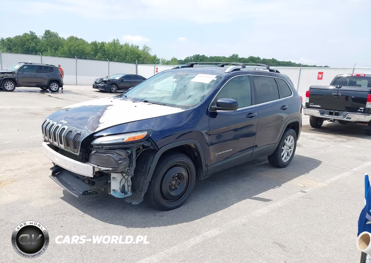 2015 Jeep Cherokee Latitude VIN:1C4PJMCS3FW541436 - 2