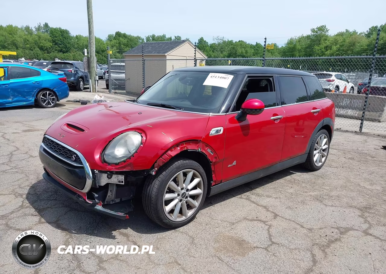 2017 Mini Clubman Cooper S VIN:WMWLU5C51H2E81592 - 2