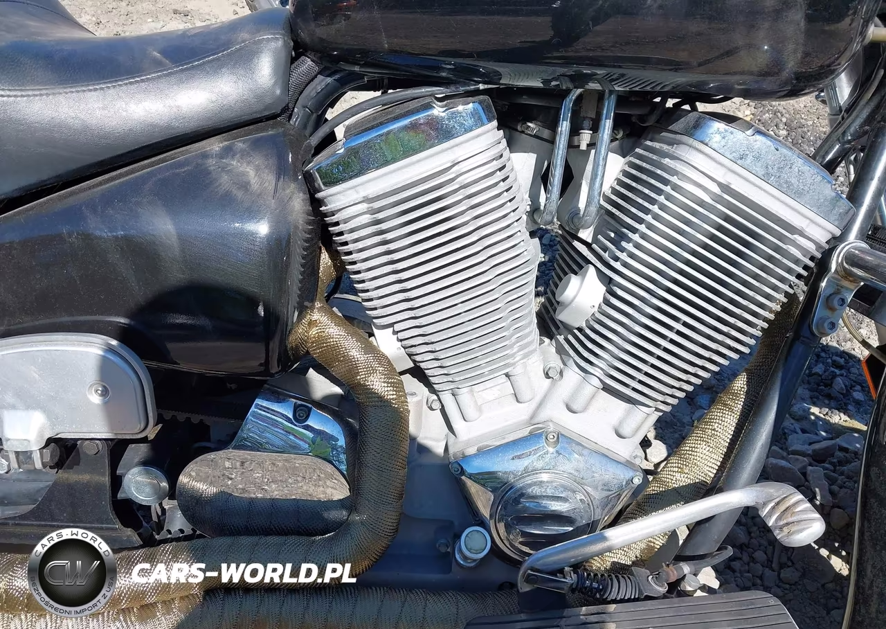 2003 Victory Motorcycles Deluxe Touring VIN:5VPTD16DX33001274 - 8