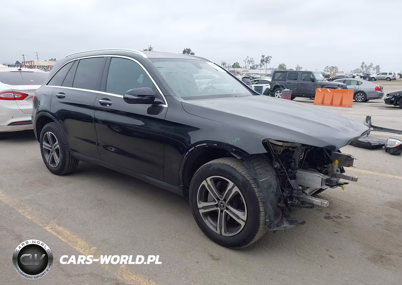 2019 Mercedes-Benz Glc 300 – zdjęcie 1 z 17