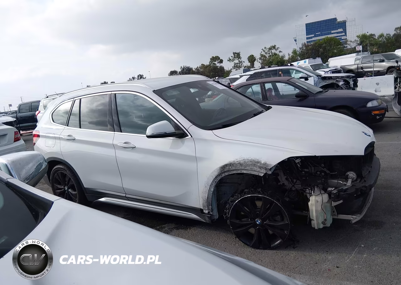 2020 BMW X1 Sdrive28I VIN:WBXJG7C00L5P69869 - 14