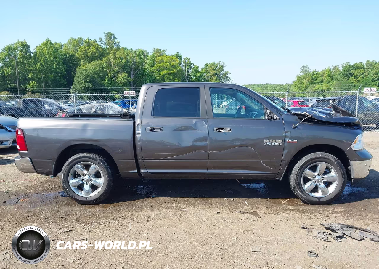 2018 Ram 1500 Big Horn 4X4 5'7 Box VIN:3C6RR7LT8JG171711 - 14