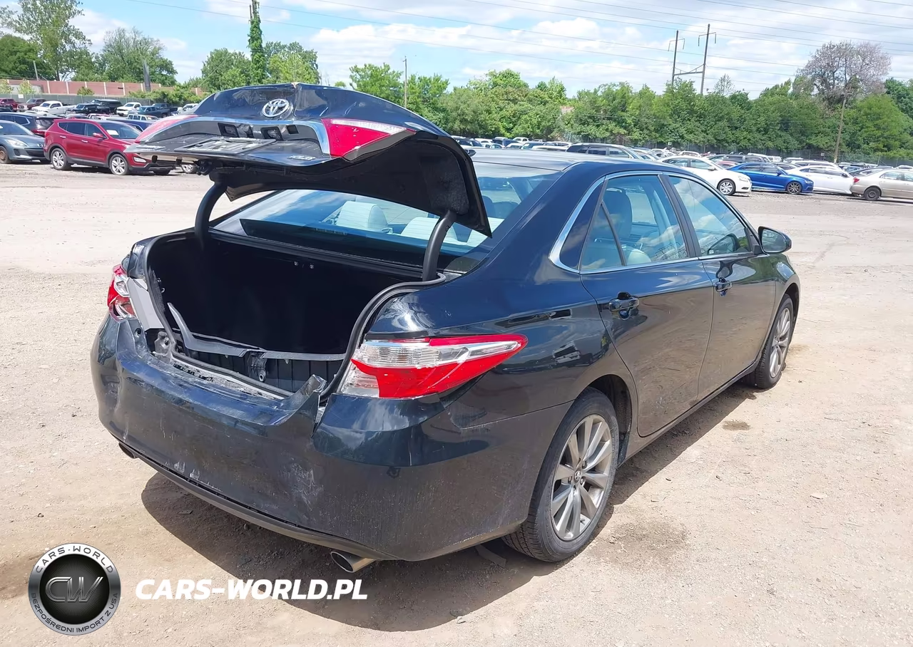 2017 Toyota Camry Xle V6 VIN:4T1BK1FK4HU578216 - 4