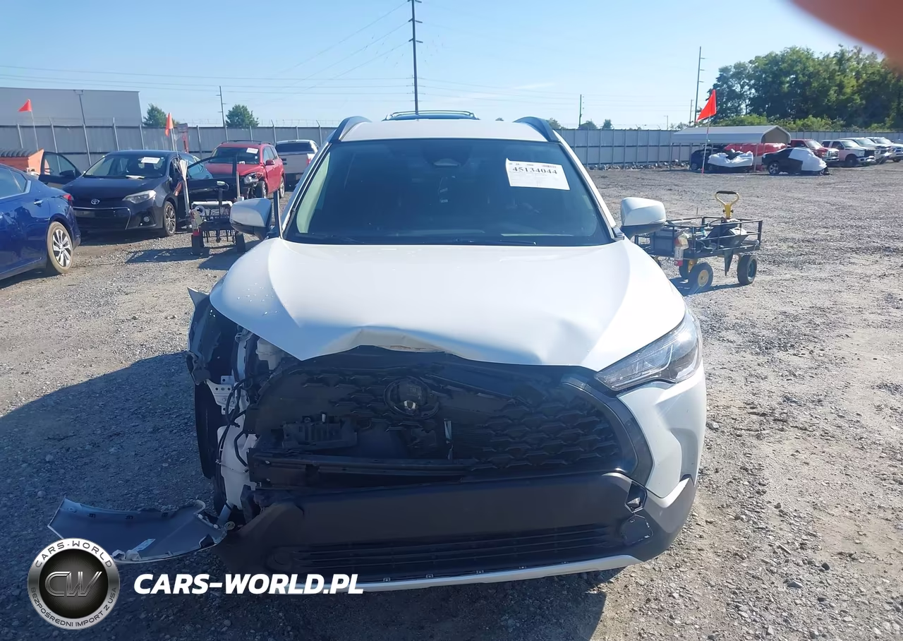 2023 Toyota Corolla Cross Le VIN:7MUCAAAG9PV043521 - 13