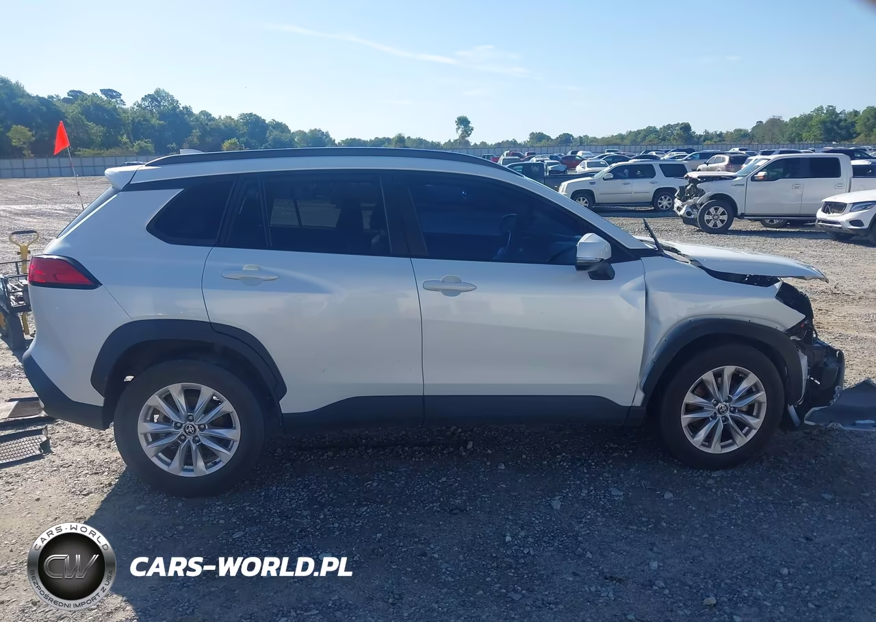 2023 Toyota Corolla Cross Le VIN:7MUCAAAG9PV043521 - 14