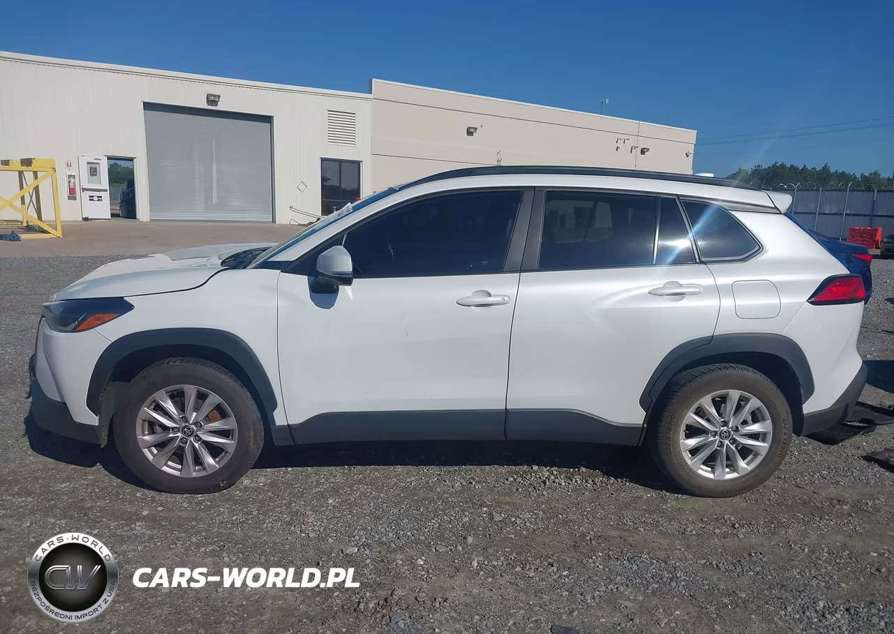 2023 Toyota Corolla Cross Le VIN:7MUCAAAG9PV043521 - 15