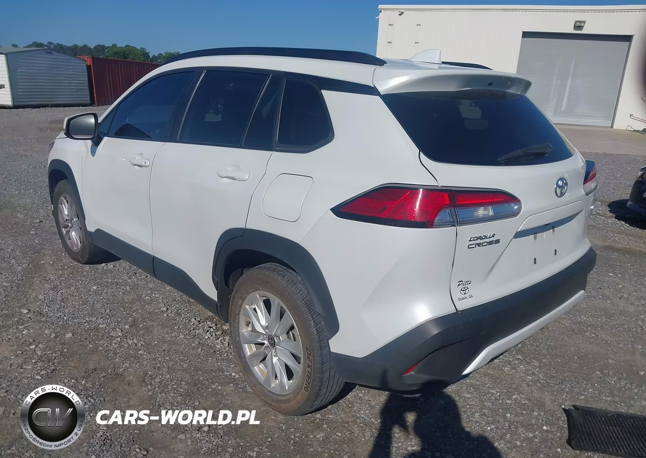 2023 Toyota Corolla Cross Le VIN:7MUCAAAG9PV043521 - 3
