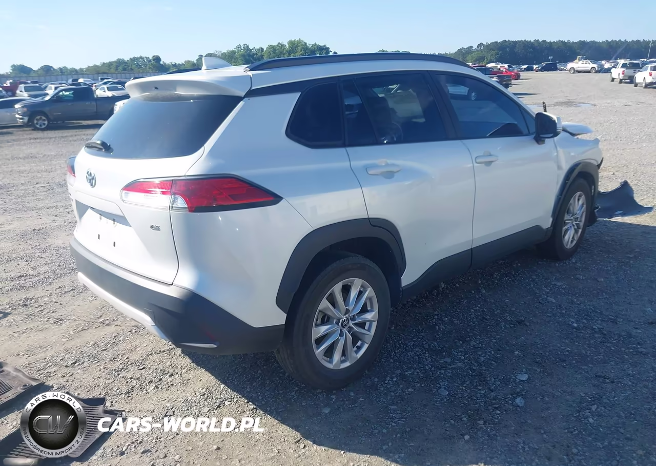 2023 Toyota Corolla Cross Le VIN:7MUCAAAG9PV043521 - 4