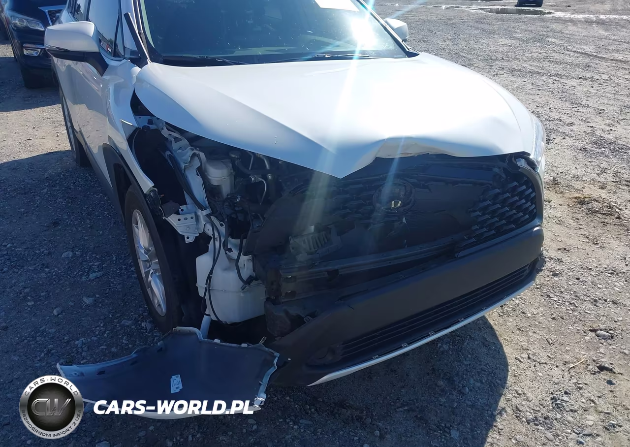 2023 Toyota Corolla Cross Le VIN:7MUCAAAG9PV043521 - 6