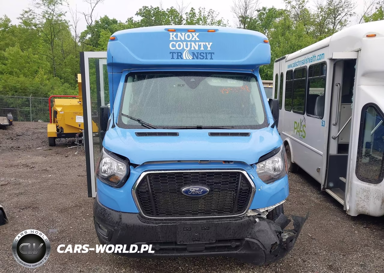 2023 Ford Transit-350 Cutaway VIN:1FDEU6PG9PKB72361 - 13
