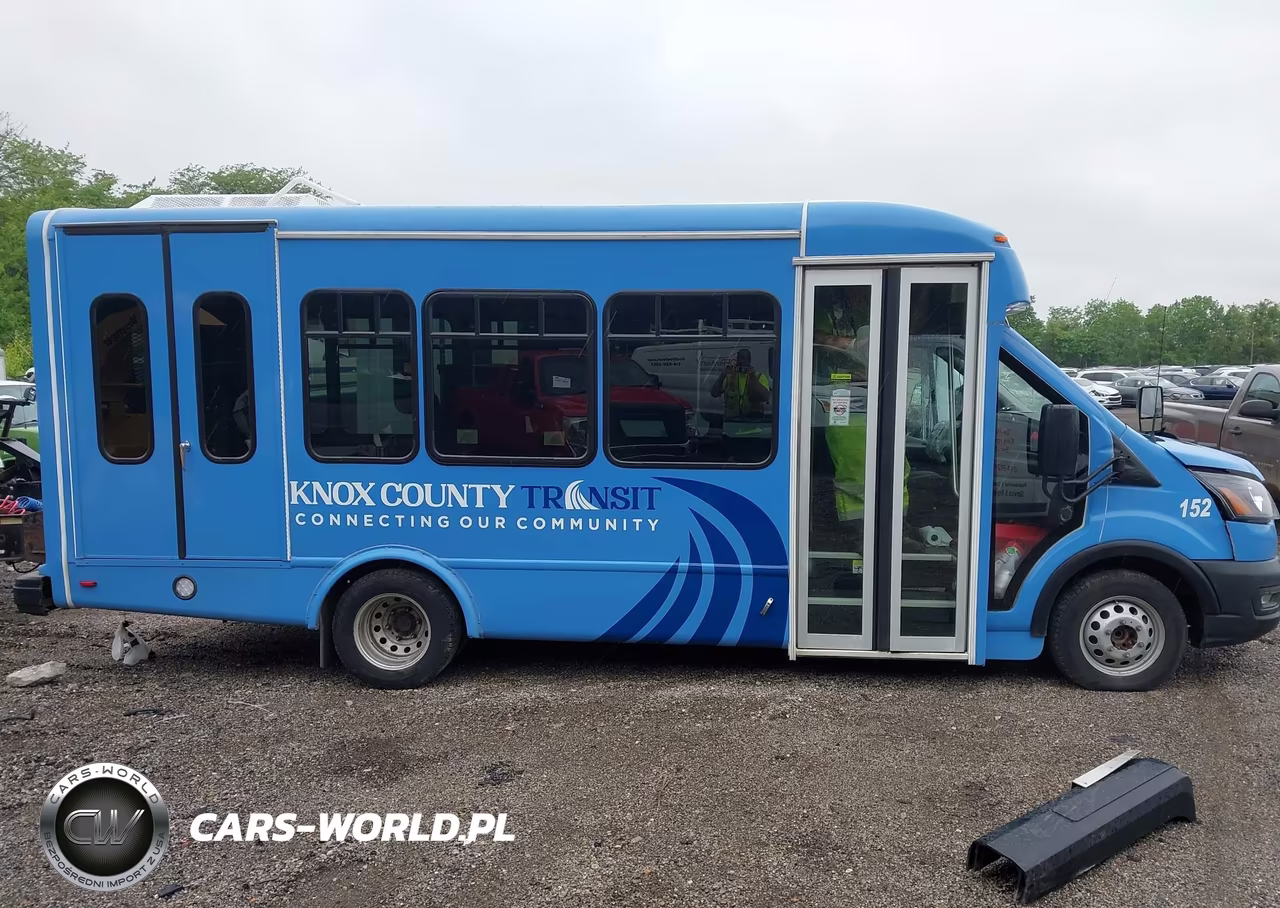 2023 Ford Transit-350 Cutaway VIN:1FDEU6PG9PKB72361 - 14
