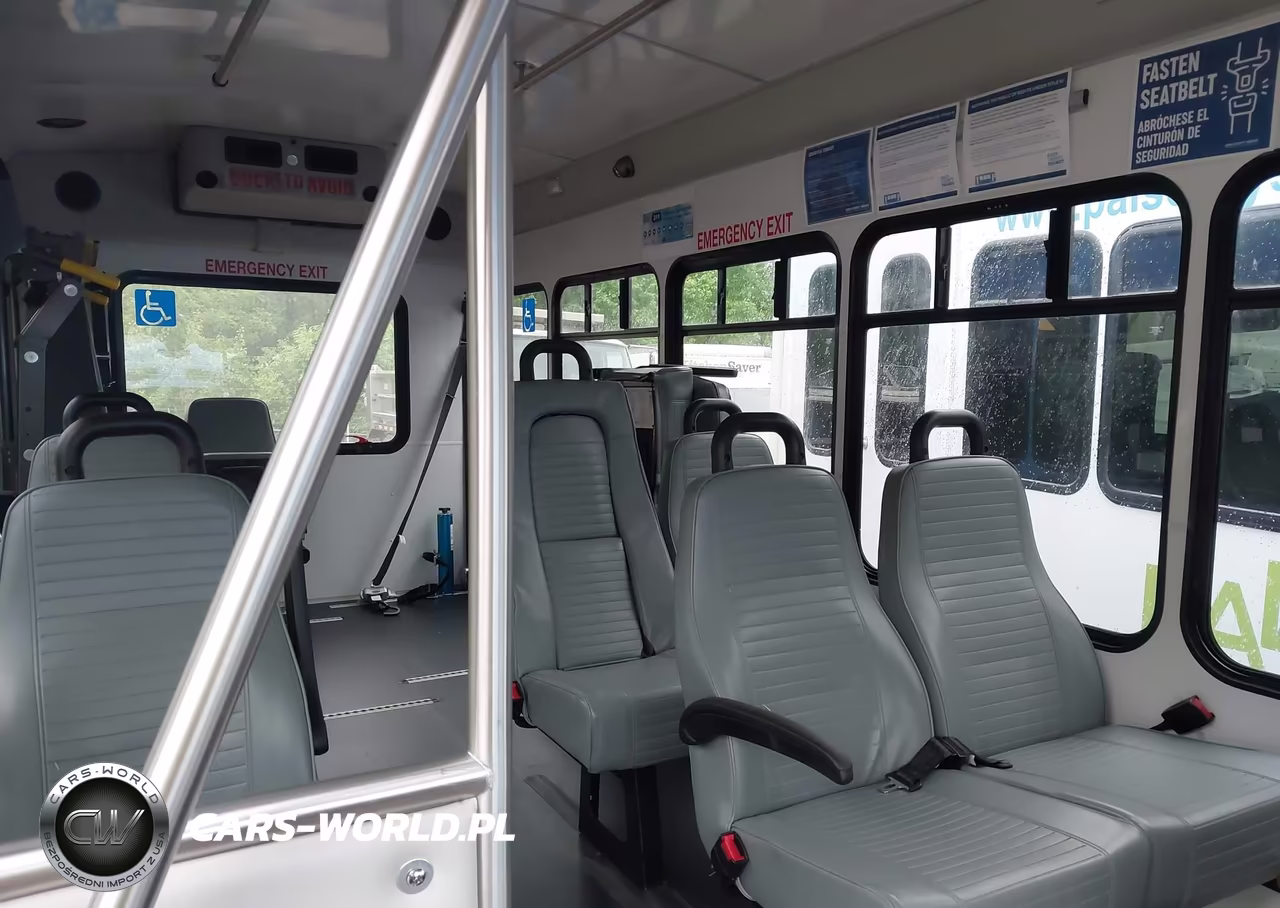 2023 Ford Transit-350 Cutaway VIN:1FDEU6PG9PKB72361 - 6