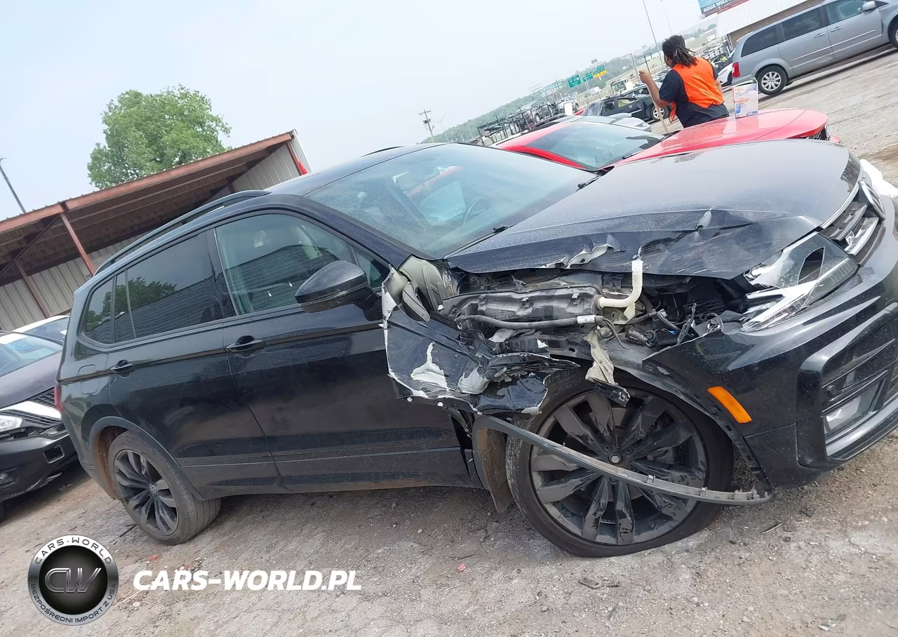 2020 Volkswagen Tiguan 2.0T Se-2.0T Se R-Line Black-2.0T Sel VIN:3VV3B7AXXLM086609 - 13