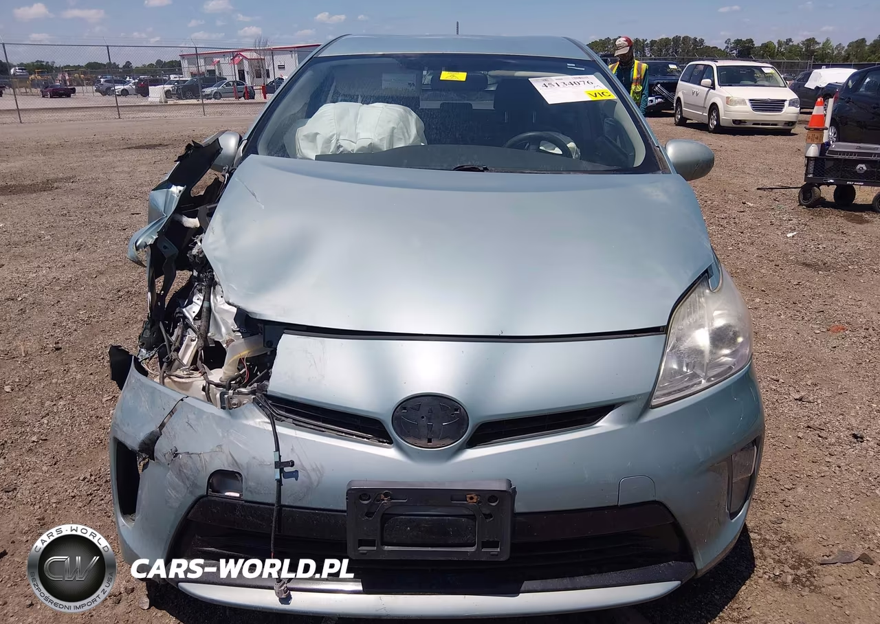2013 Toyota Prius Two VIN:JTDKN3DUXD5638628 - 13