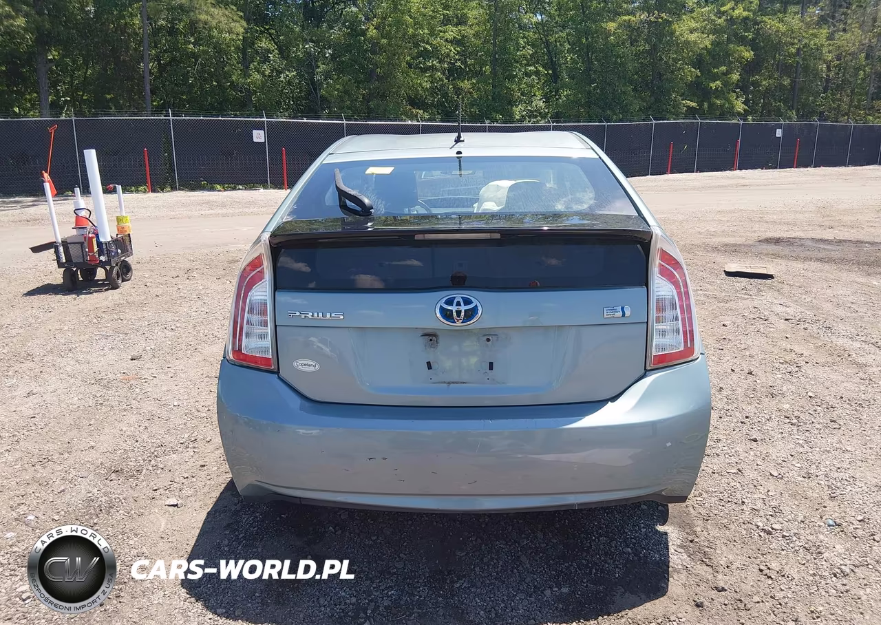 2013 Toyota Prius Two VIN:JTDKN3DUXD5638628 - 17