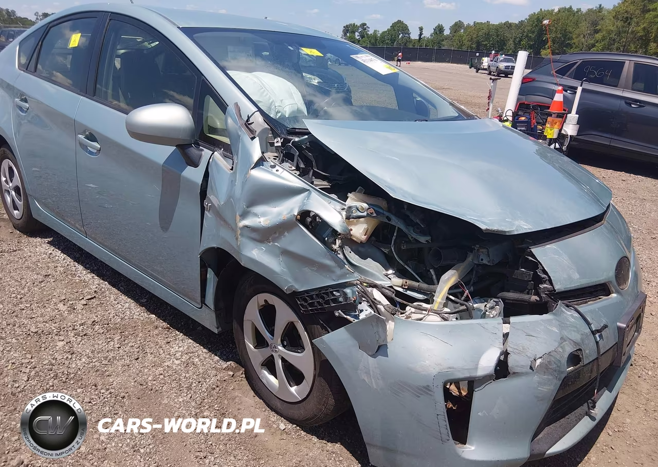 2013 Toyota Prius Two VIN:JTDKN3DUXD5638628 - 6