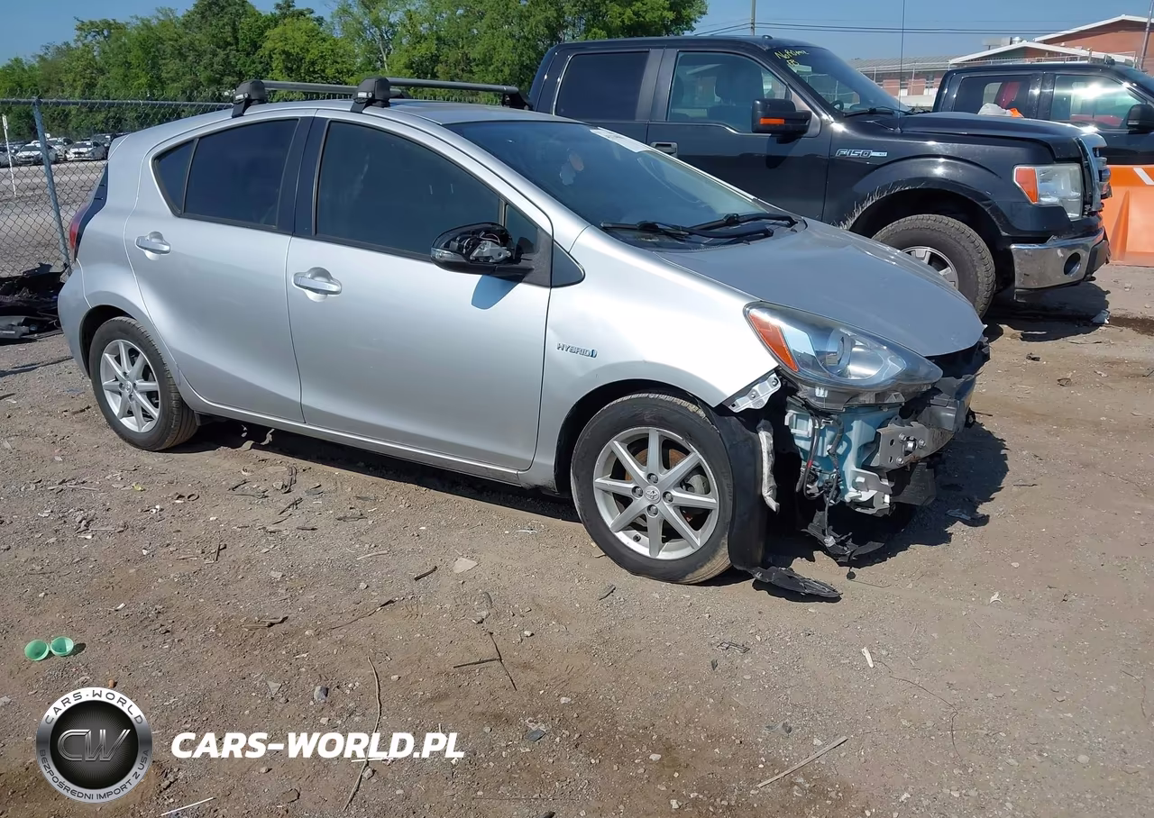 2015 Toyota Prius C Three