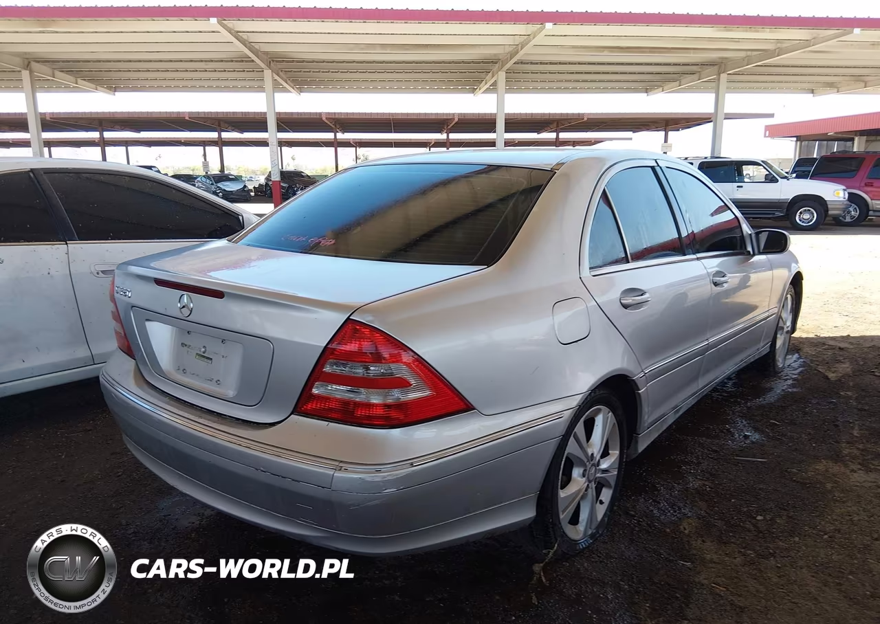 2003 Mercedes-Benz C 320 Sport VIN:WDBRF64J63F411690 - 4