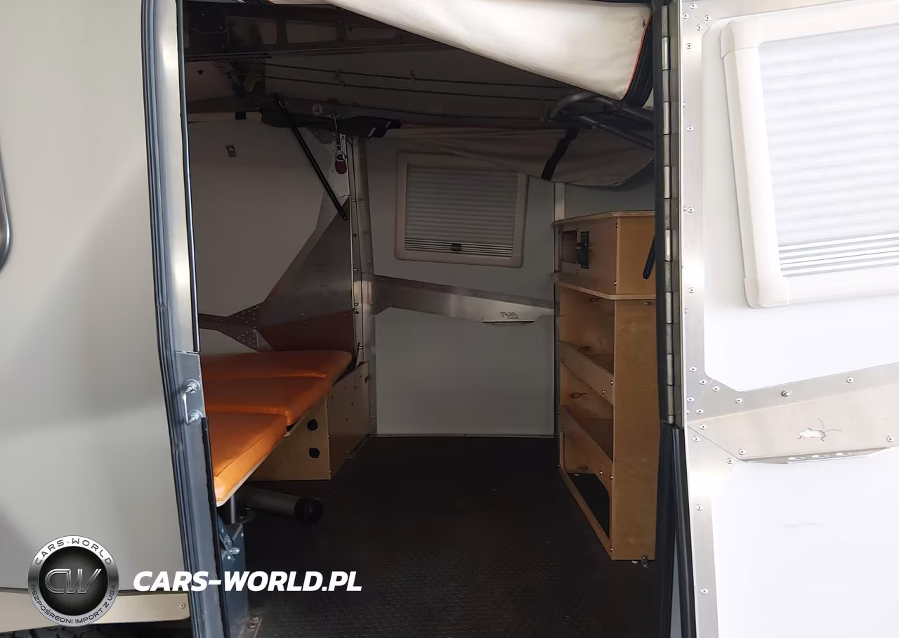 2015 Taxa Taxa Lp VIN:4T9AC1512FH049240 - 5