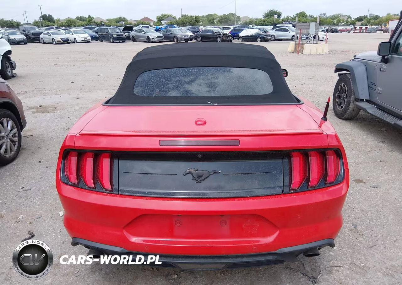 2020 Ford Mustang Ecoboost Premium VIN:1FATP8UH4L5179759 - 16
