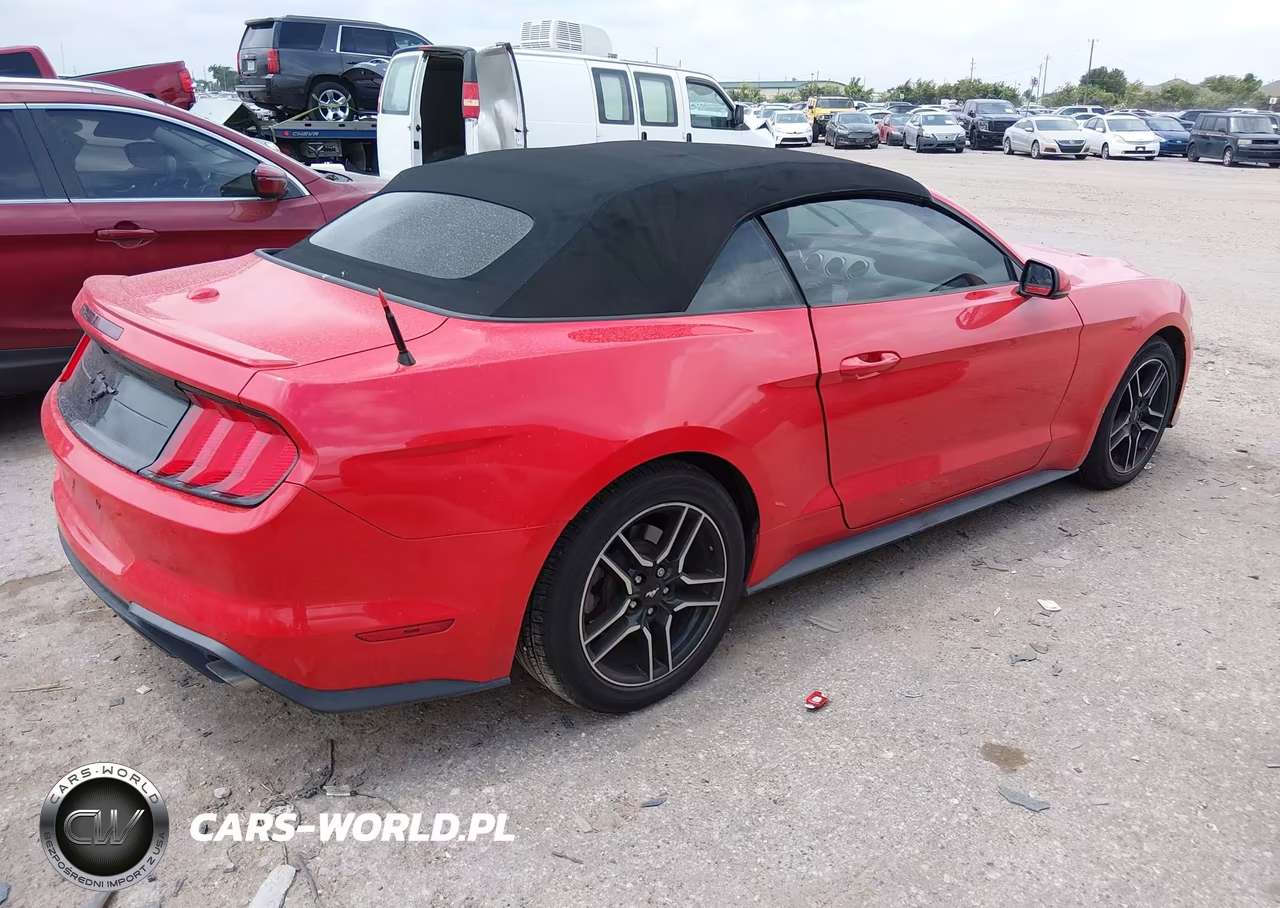 2020 Ford Mustang Ecoboost Premium VIN:1FATP8UH4L5179759 - 4