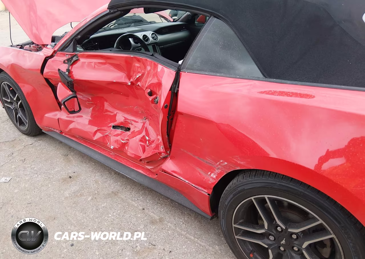 2020 Ford Mustang Ecoboost Premium VIN:1FATP8UH4L5179759 - 6