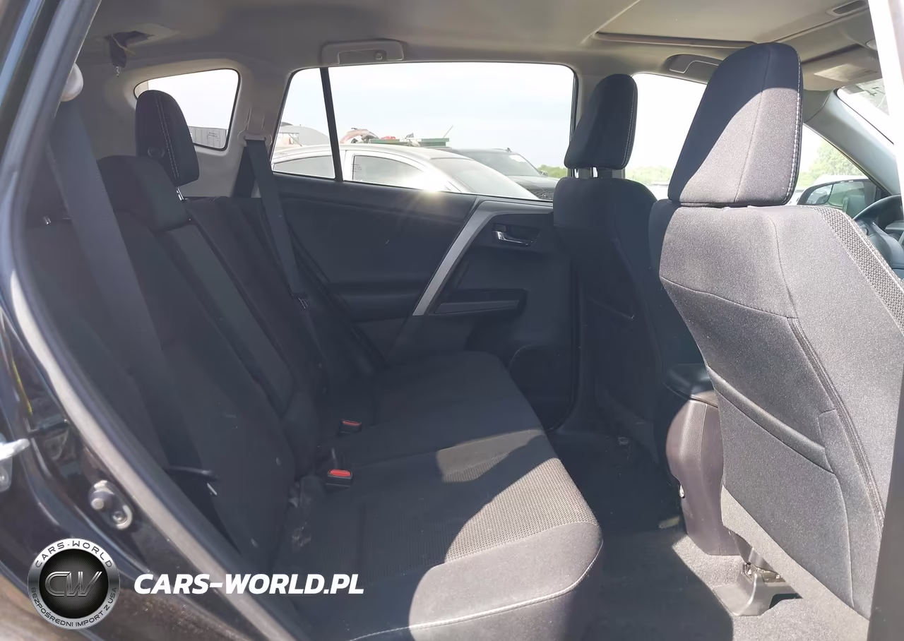 2017 Toyota Rav4 Xle VIN:2T3WFREVXHW333234 - 8