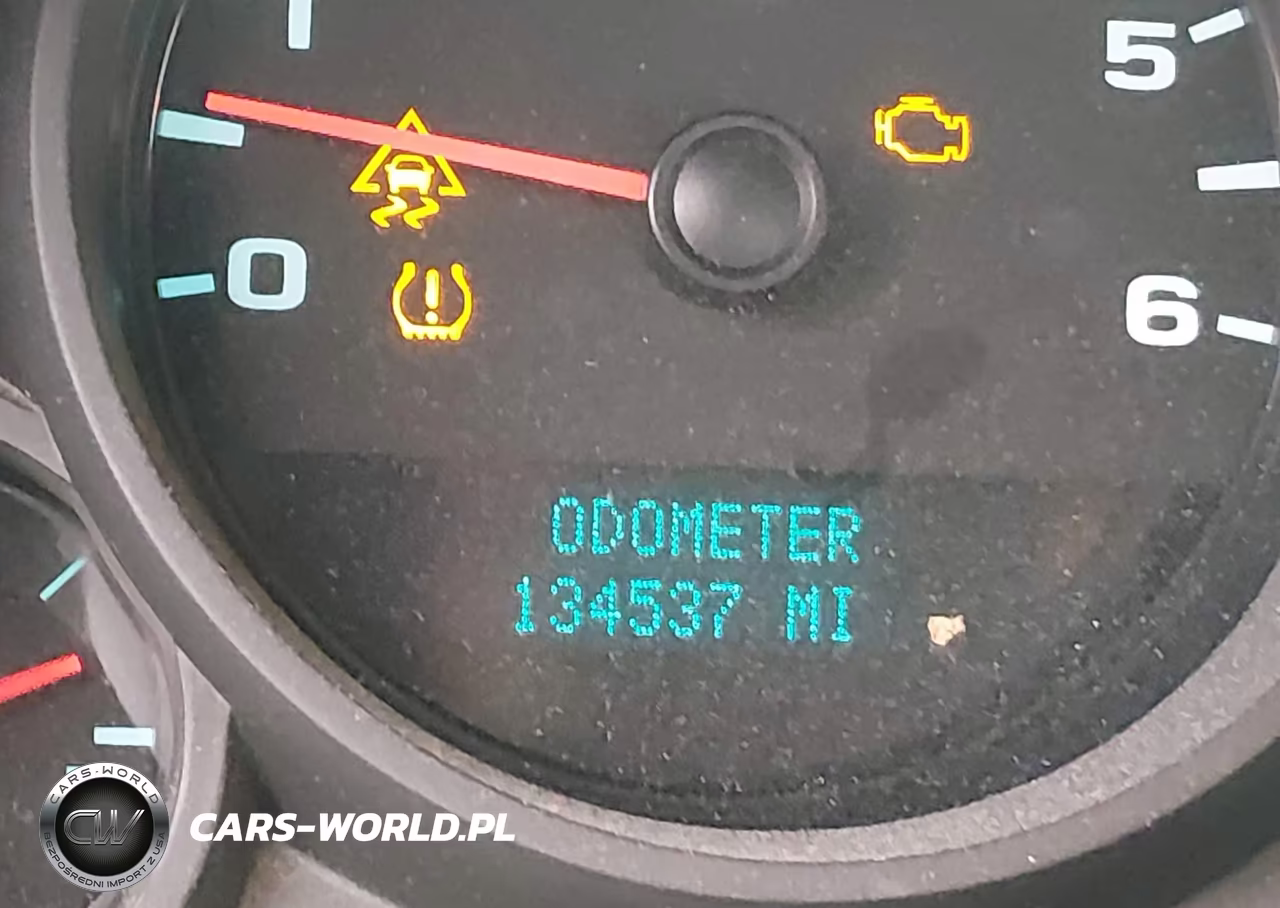 2011 Chevrolet Silverado C1500 VIN:1GCRCPEX7BZ184039 - 12