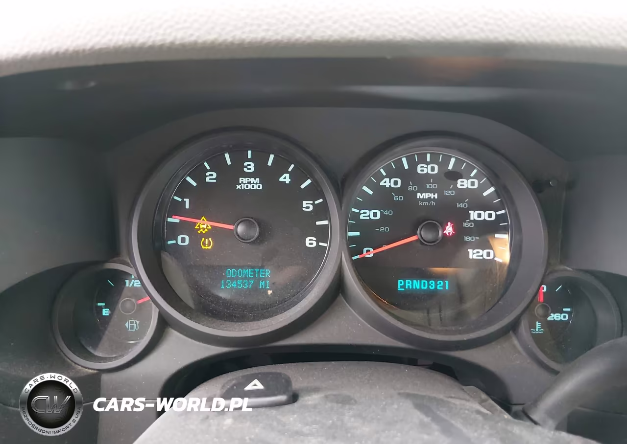 2011 Chevrolet Silverado C1500 VIN:1GCRCPEX7BZ184039 - 7