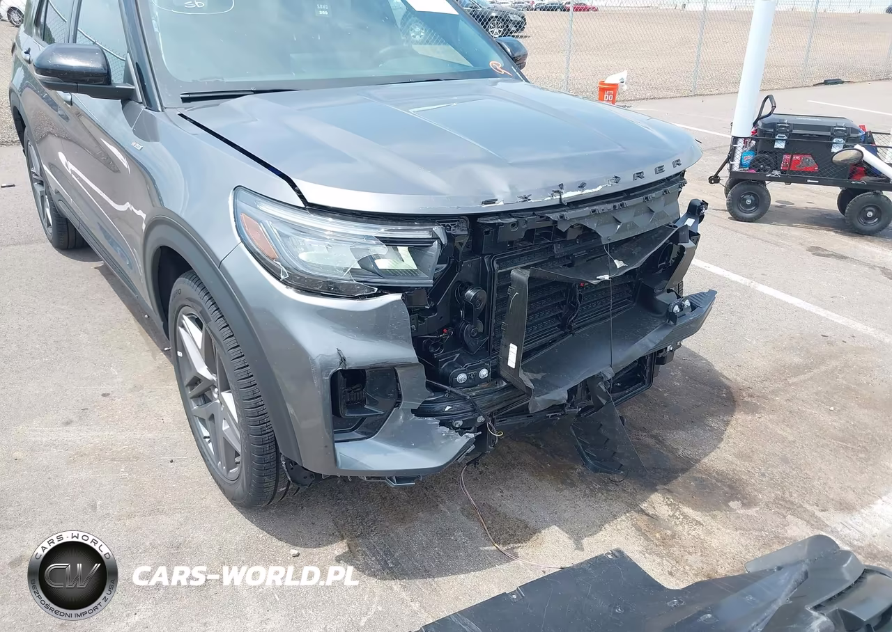 2026 Ford Explorer St-Line VIN:1FMUK8KHXTGA78113 - 19