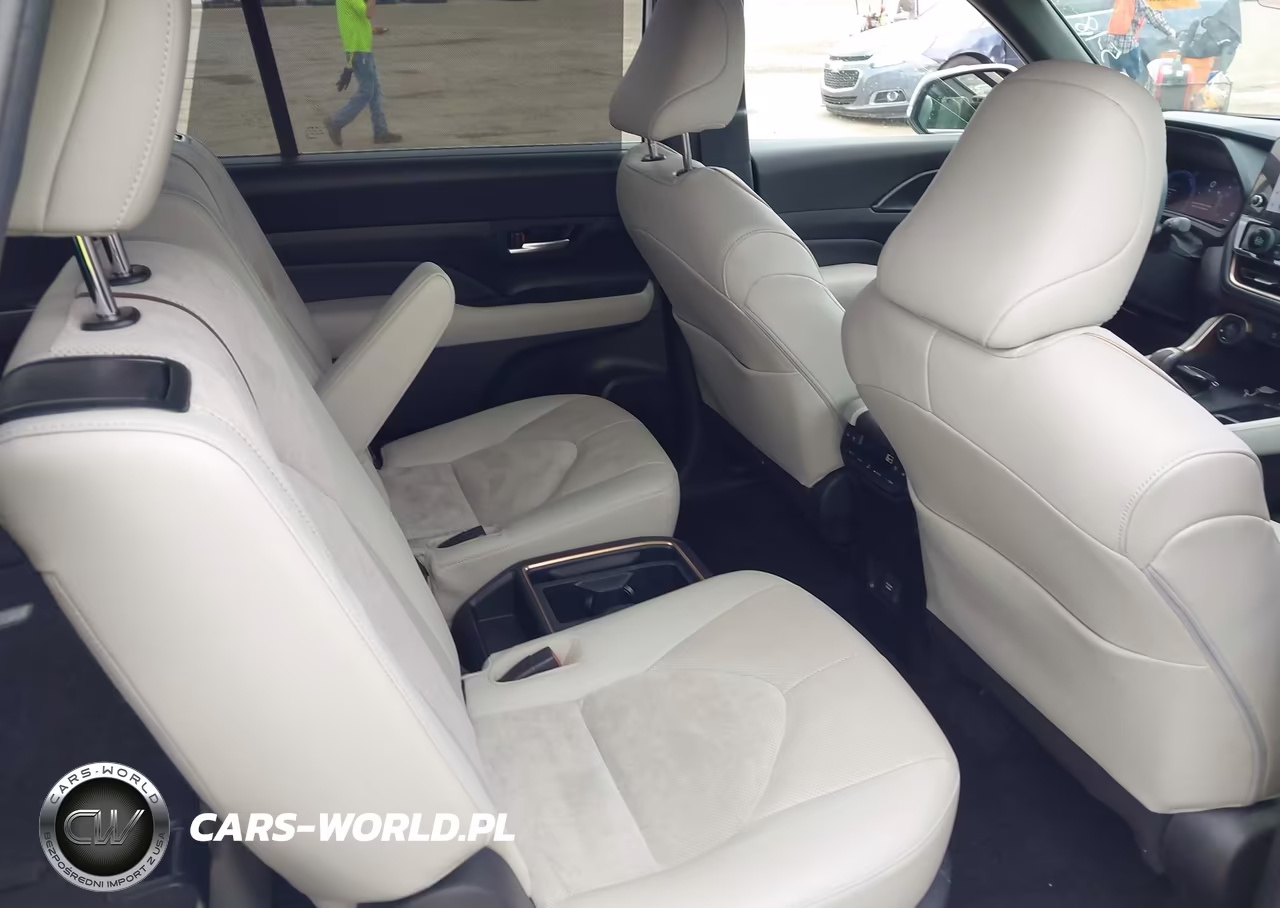 2024 Toyota Grand Highlander Hybrid Platinum Max VIN:5TDADAB51RS002857 - 8