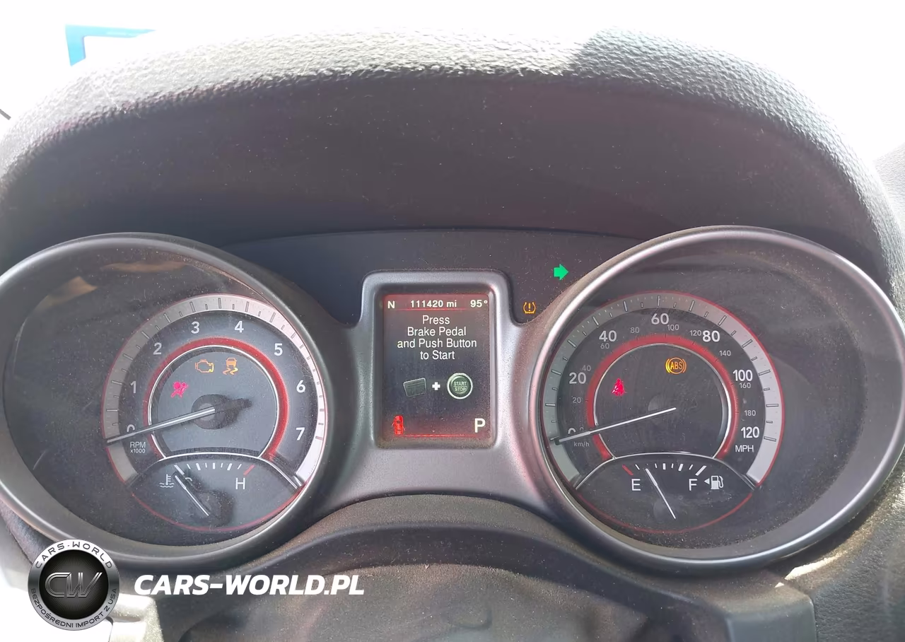 2020 Dodge Journey Crossroad VIN:3C4PDCGB3LT264185 - 7