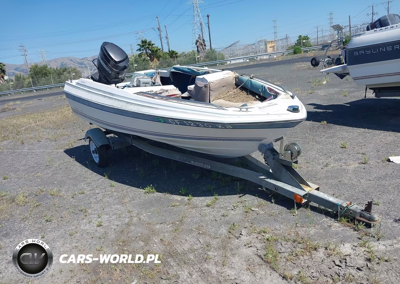 1985 Bayliner Boat