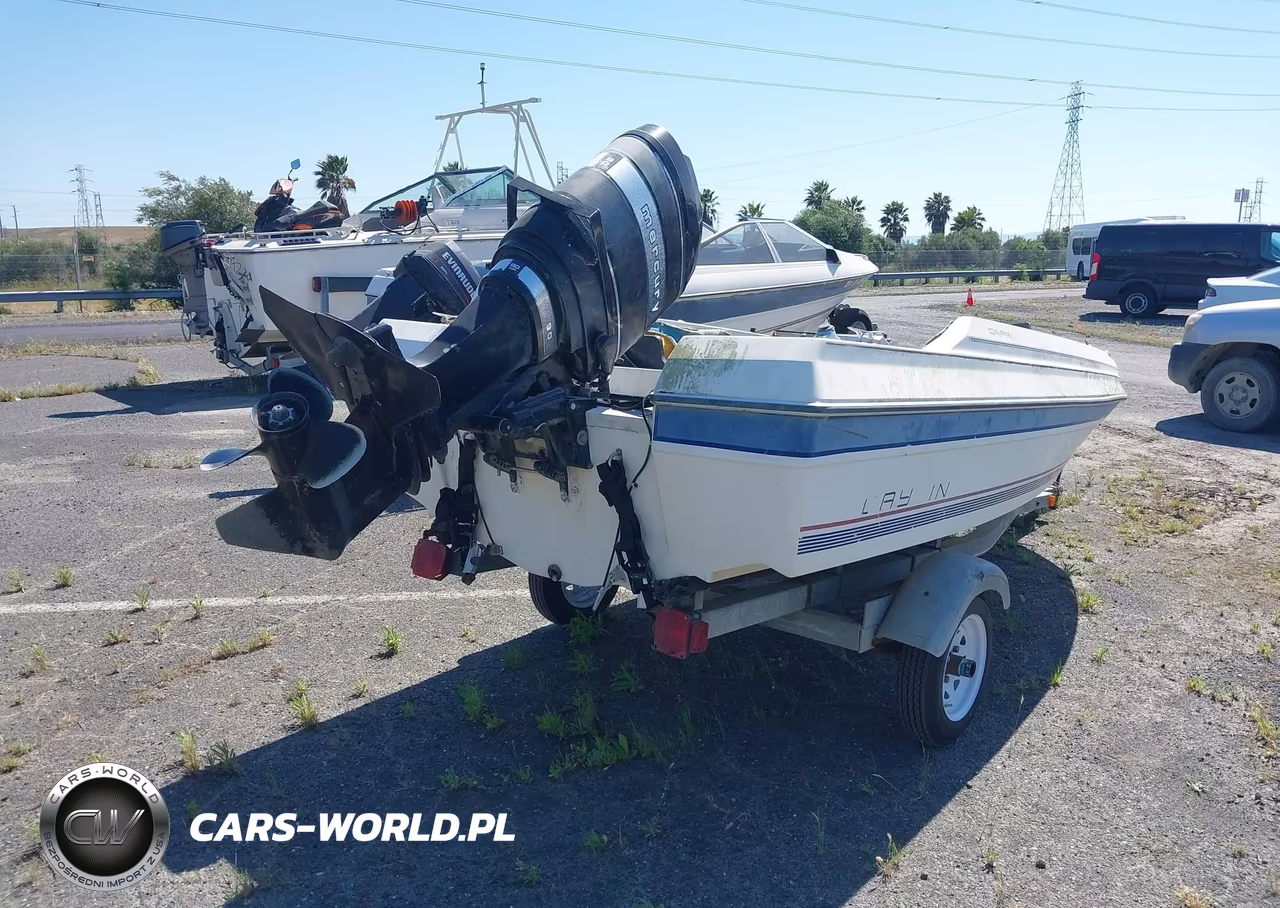 1985 Bayliner Boat VIN:BYIB02CUD585 - 4