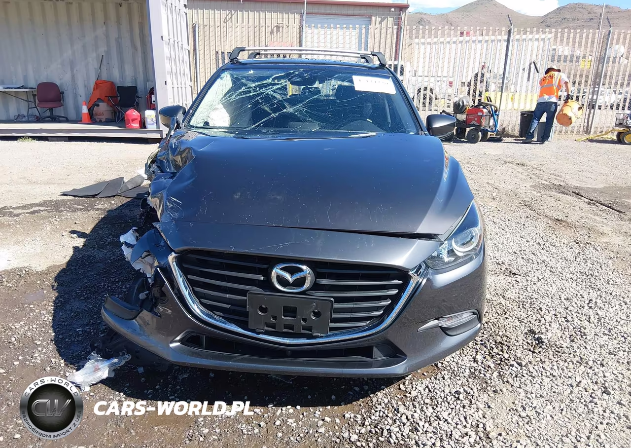 2018 Mazda Mazda3 Touring VIN:3MZBN1L37JM267184 - 13