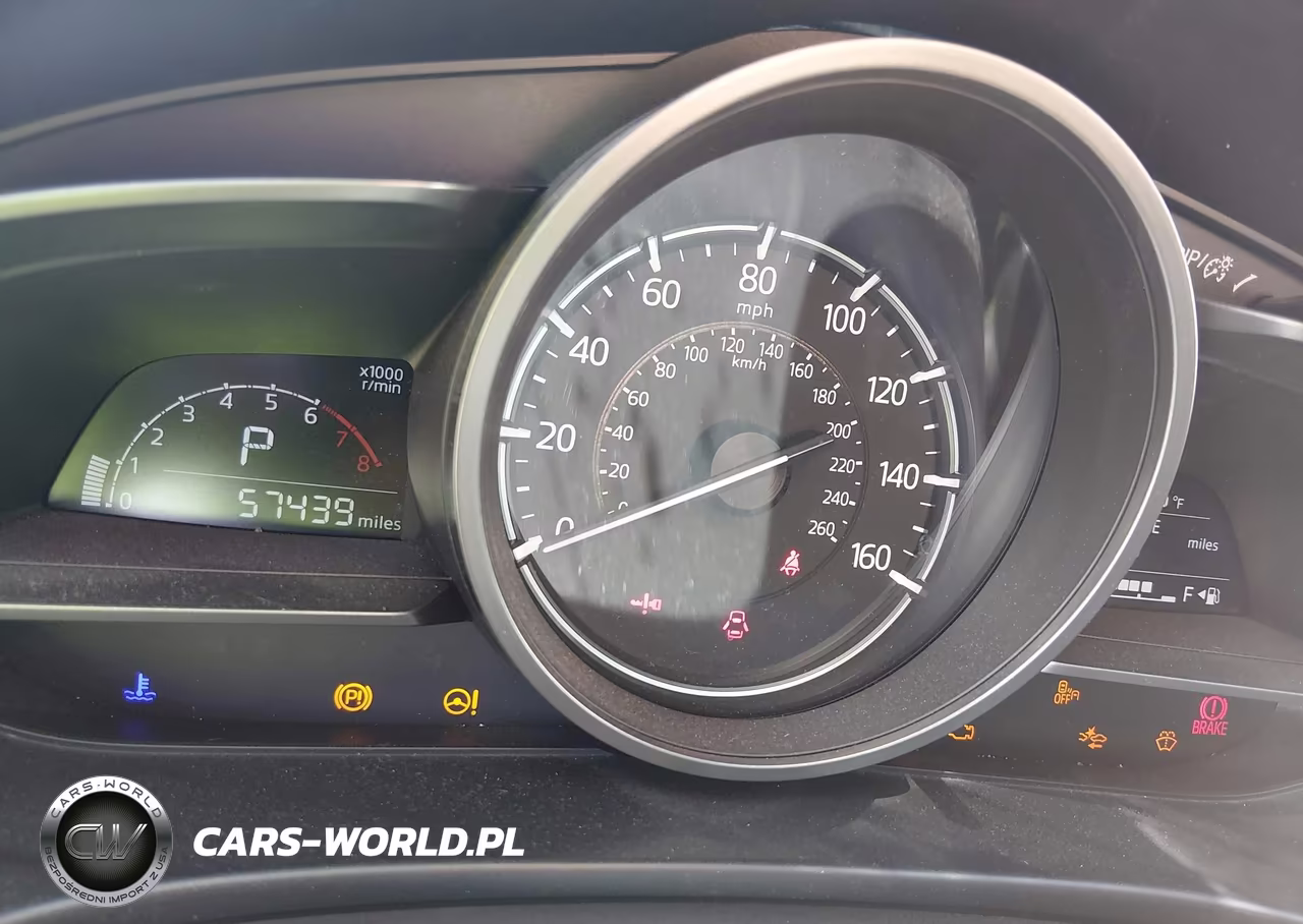 2018 Mazda Mazda3 Touring VIN:3MZBN1L37JM267184 - 16