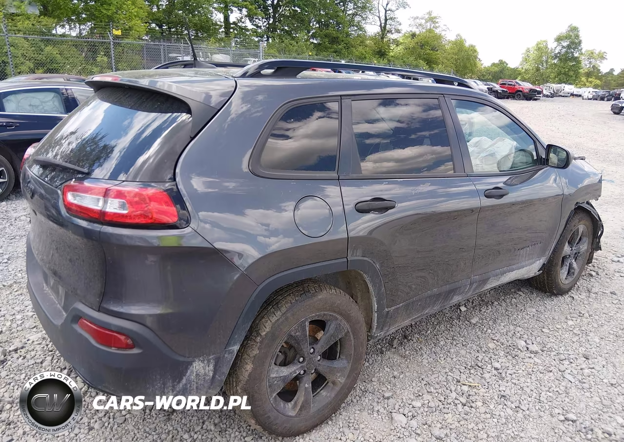 2016 Jeep Cherokee Altitude VIN:1C4PJMAB1GW314573 - 4