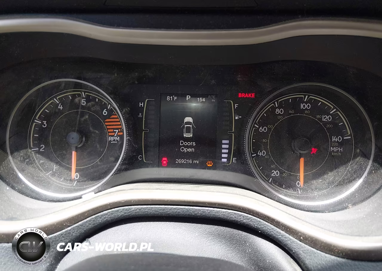 2016 Jeep Cherokee Altitude VIN:1C4PJMAB1GW314573 - 7
