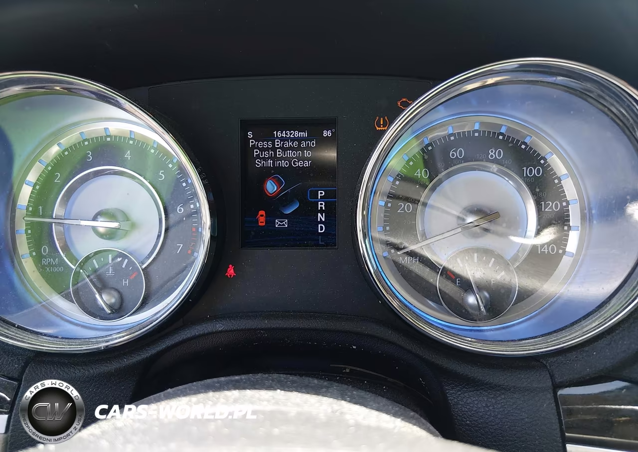 2013 Chrysler 300 Motown VIN:2C3CCAAG0DH508626 - 7