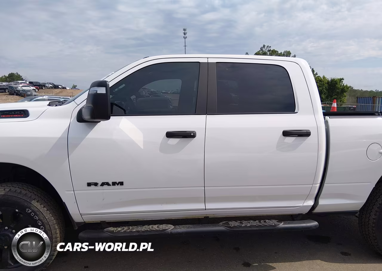 2026 Ram 2500 Big Horn 4X4 6'4 Box VIN:3C6UR5DJ5TG177626 - 14