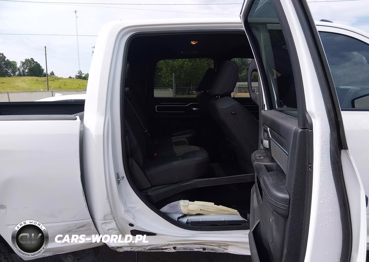 2026 Ram 2500 Big Horn 4X4 6'4 Box VIN:3C6UR5DJ5TG177626 - 8