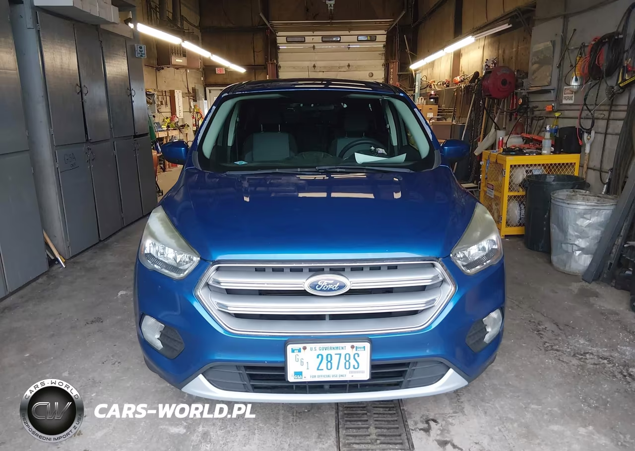 2017 Ford Escape Se VIN:1FMCU9GD1HUB61939 - 12