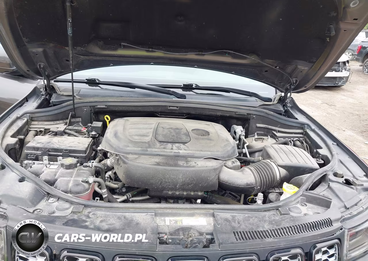 2021 Jeep Grand Cherokee Laredo X 4X4 VIN:1C4RJFAGXMC515188 - 10