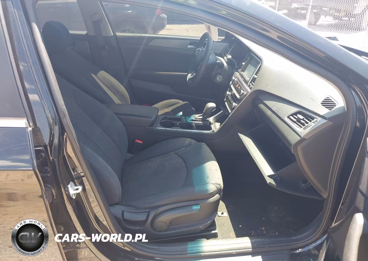 2019 Hyundai Sonata Se VIN:5NPE24AF6KH746338 - 5