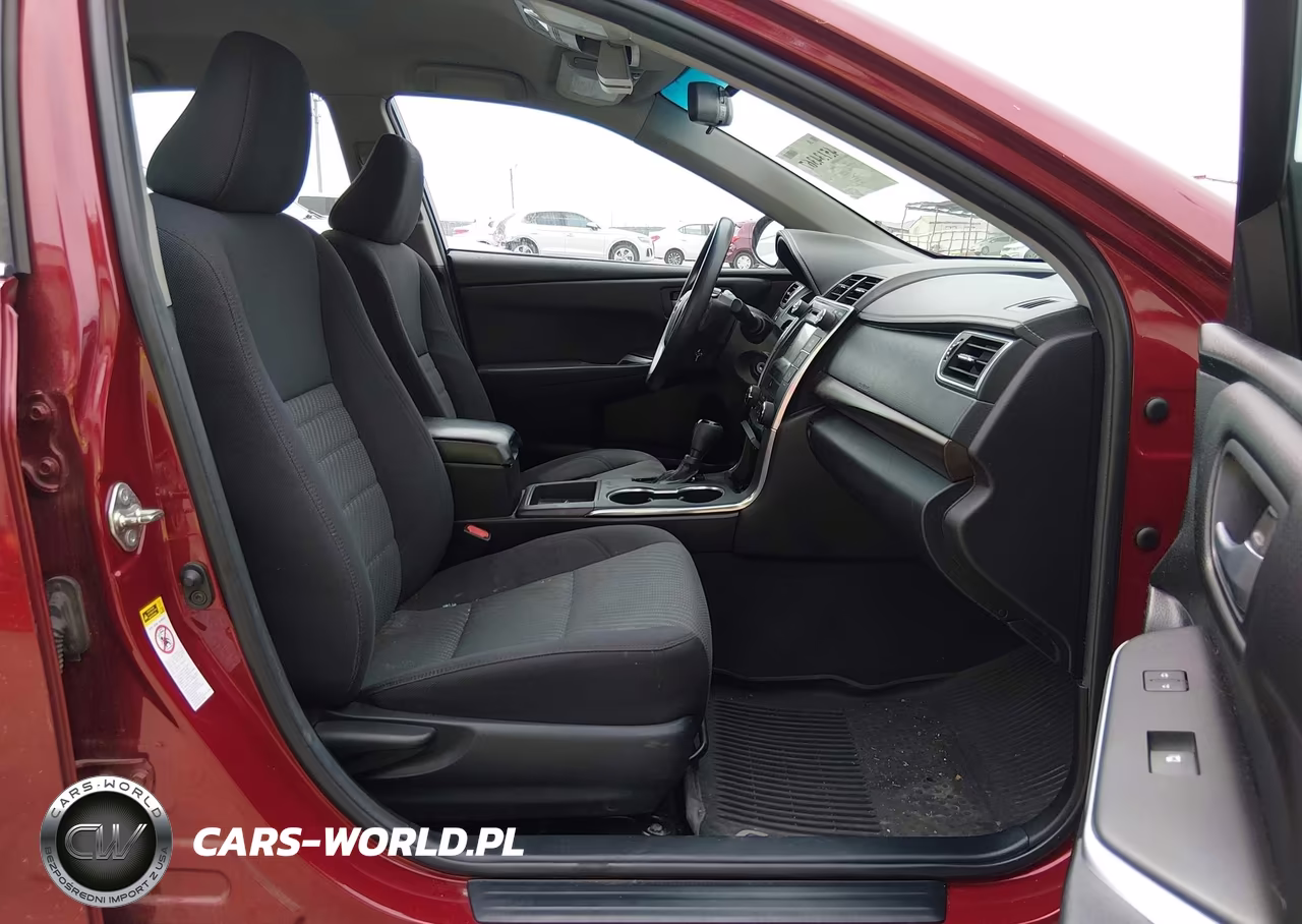 2016 Toyota Camry Le VIN:4T1BF1FK3GU509892 - 5
