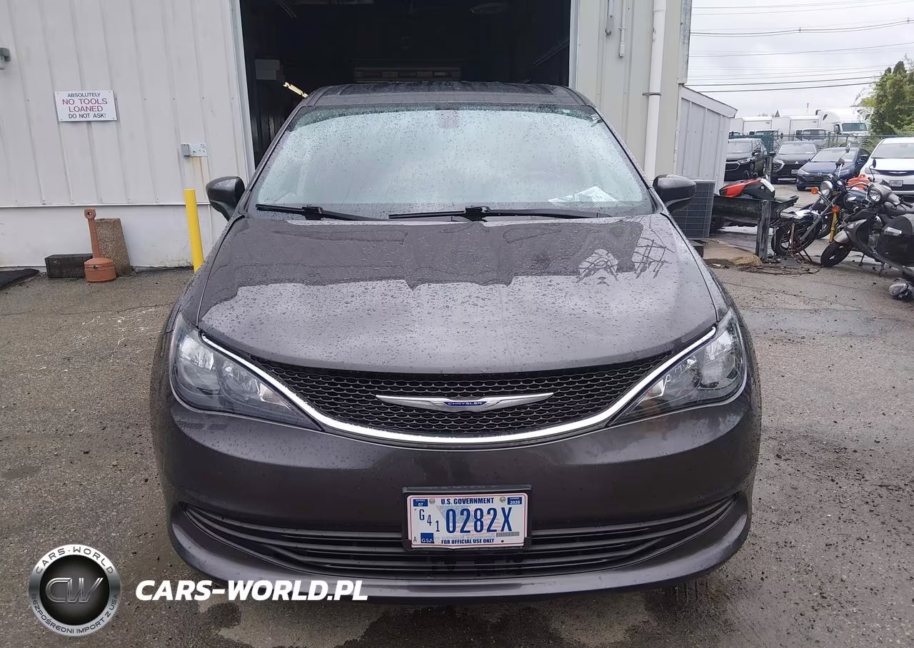 2020 Chrysler Voyager Lx VIN:2C4RC1CG8LR195613 - 12