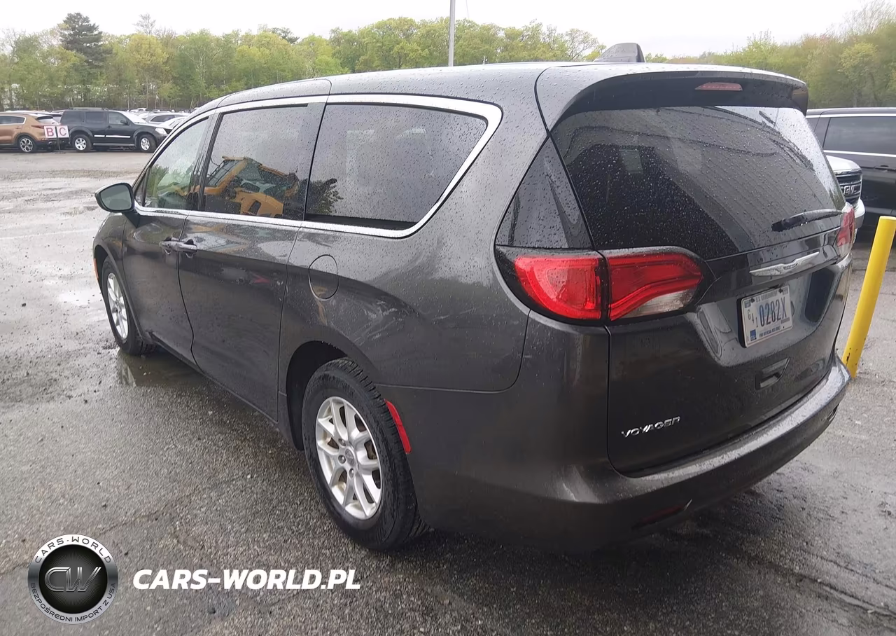 2020 Chrysler Voyager Lx VIN:2C4RC1CG8LR195613 - 3